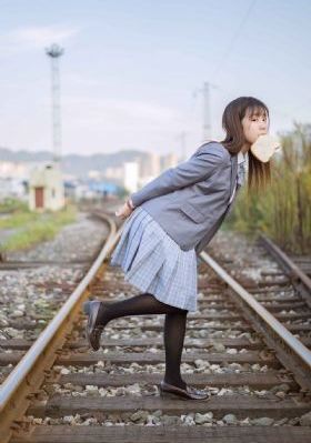 黑人jī巴下的绿帽学园的结局