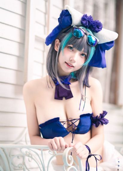 湖畔春光