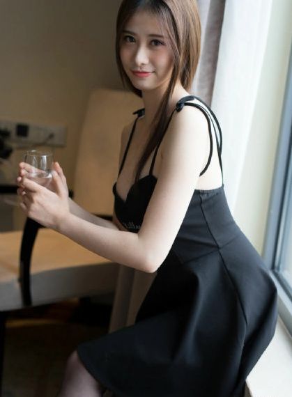 撕开情趣内衣让他呻吟让他爽