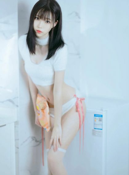 和上司女部长出差bd在线
