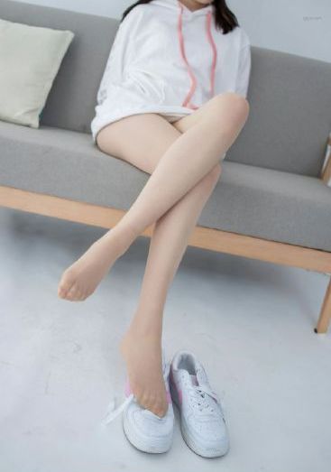 我妻子的年轻母亲中文在线