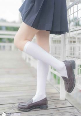 指尖传出真挚的热情